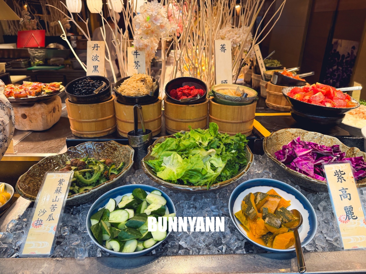 一半人沒吃過！是日本料理自助餐店家，低消1580選擇超多，百樣餐點是主打