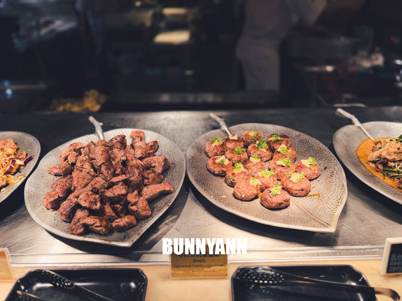 一半人沒吃過！是日本料理自助餐店家，低消1580選擇超多，百樣餐點是主打