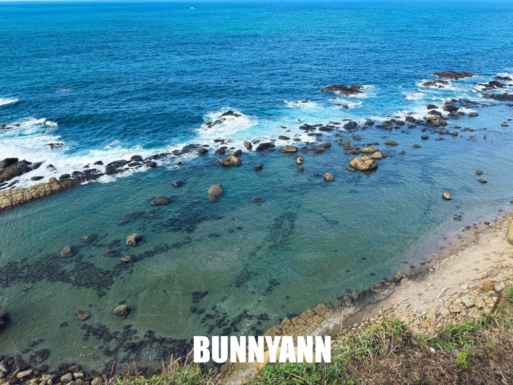 原本只是想來看海，結果走進翠綠山谷捨不得走，連基隆嶼都能一路看到