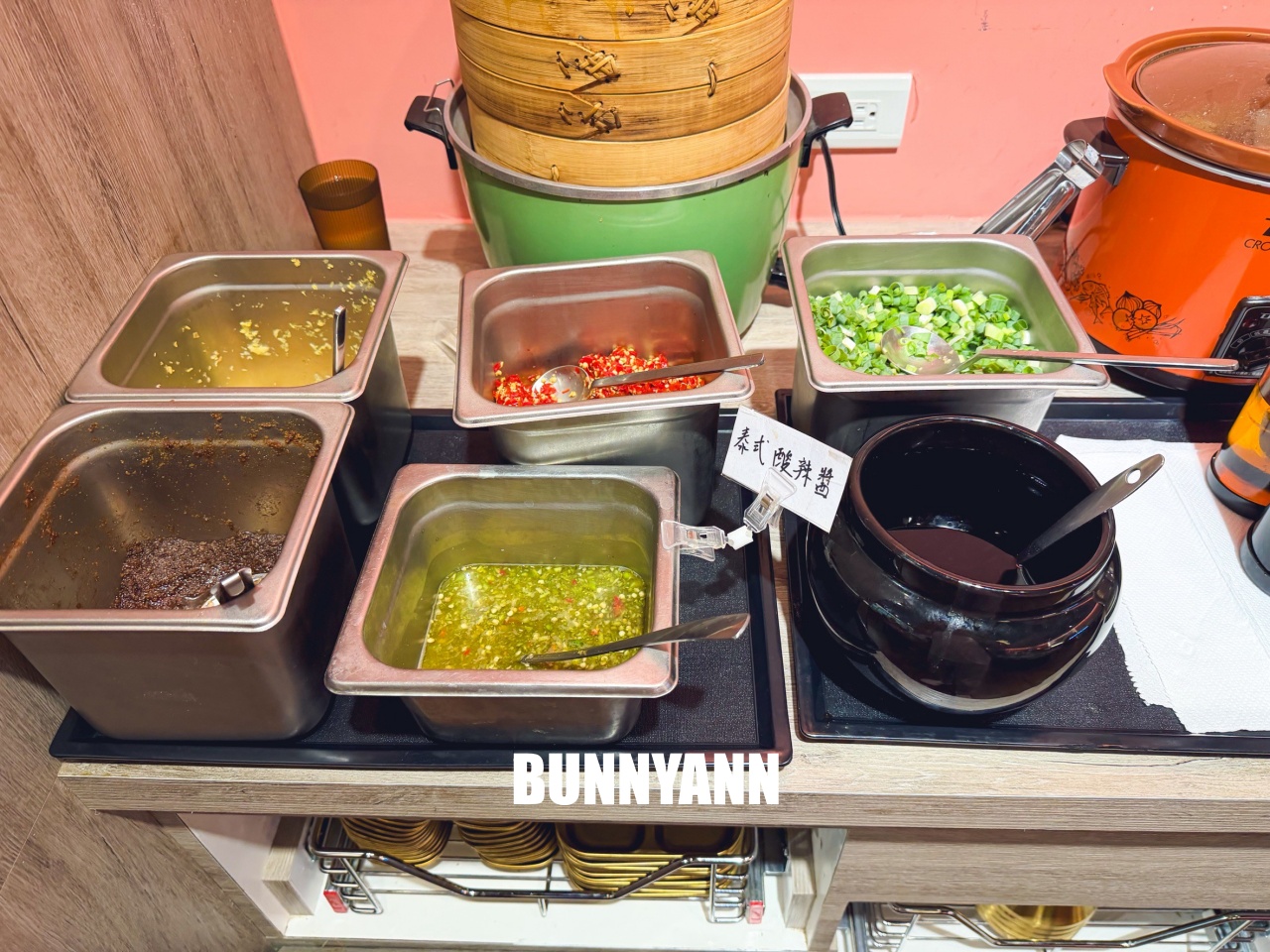 一半人沒吃過！是火鍋吃到飽店家，低消399起就能吃很飽，近百樣食材是招牌