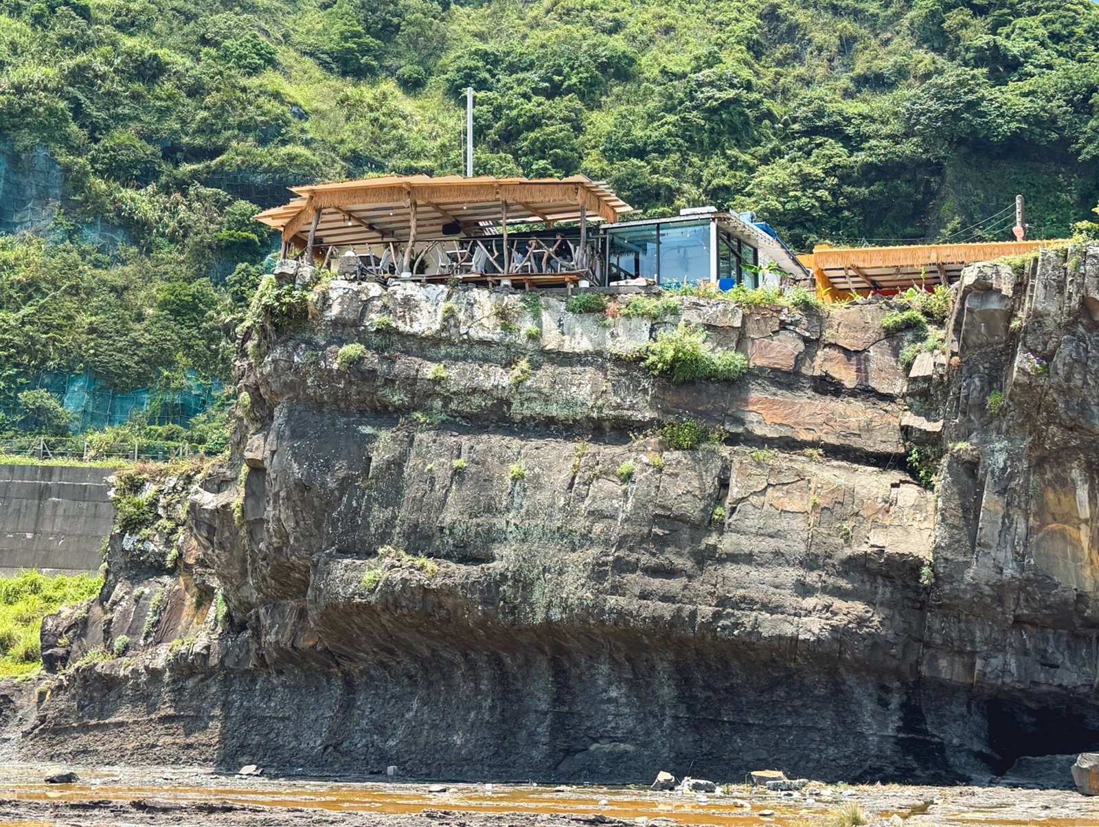懸崖上的餐廳
