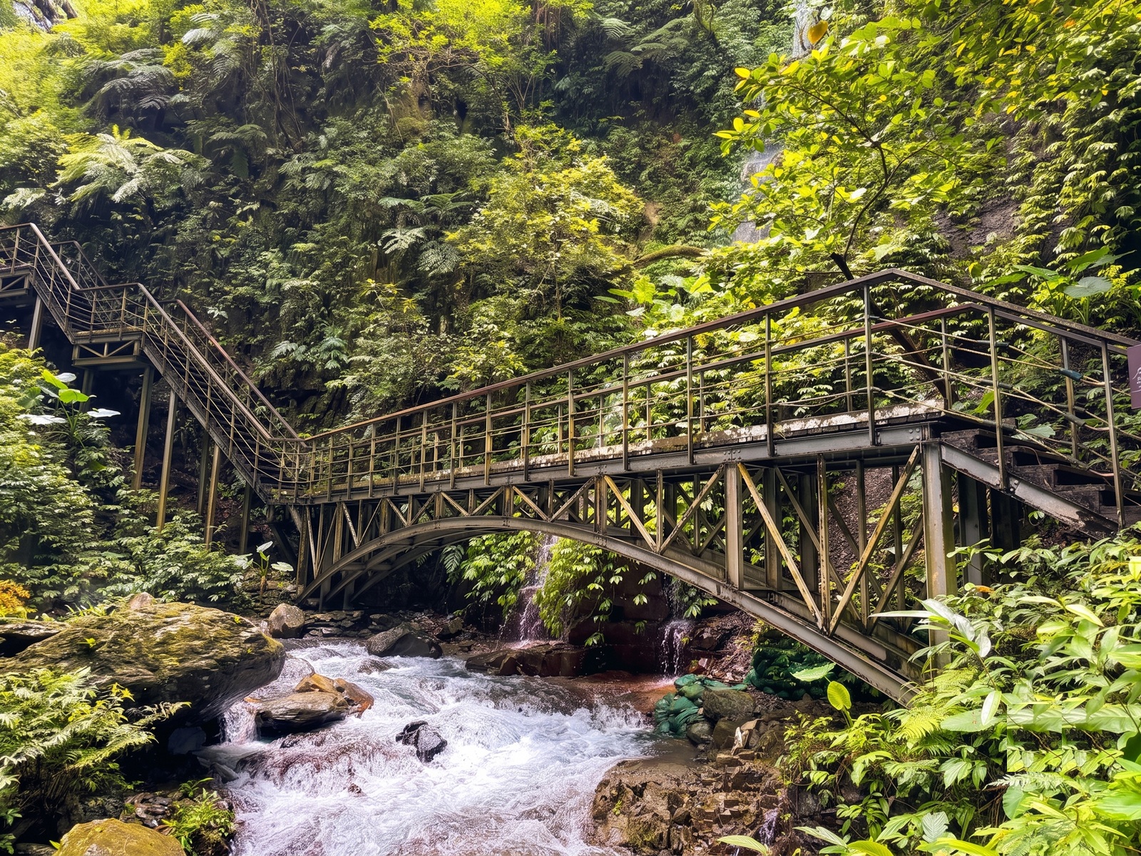 林美石磐步道