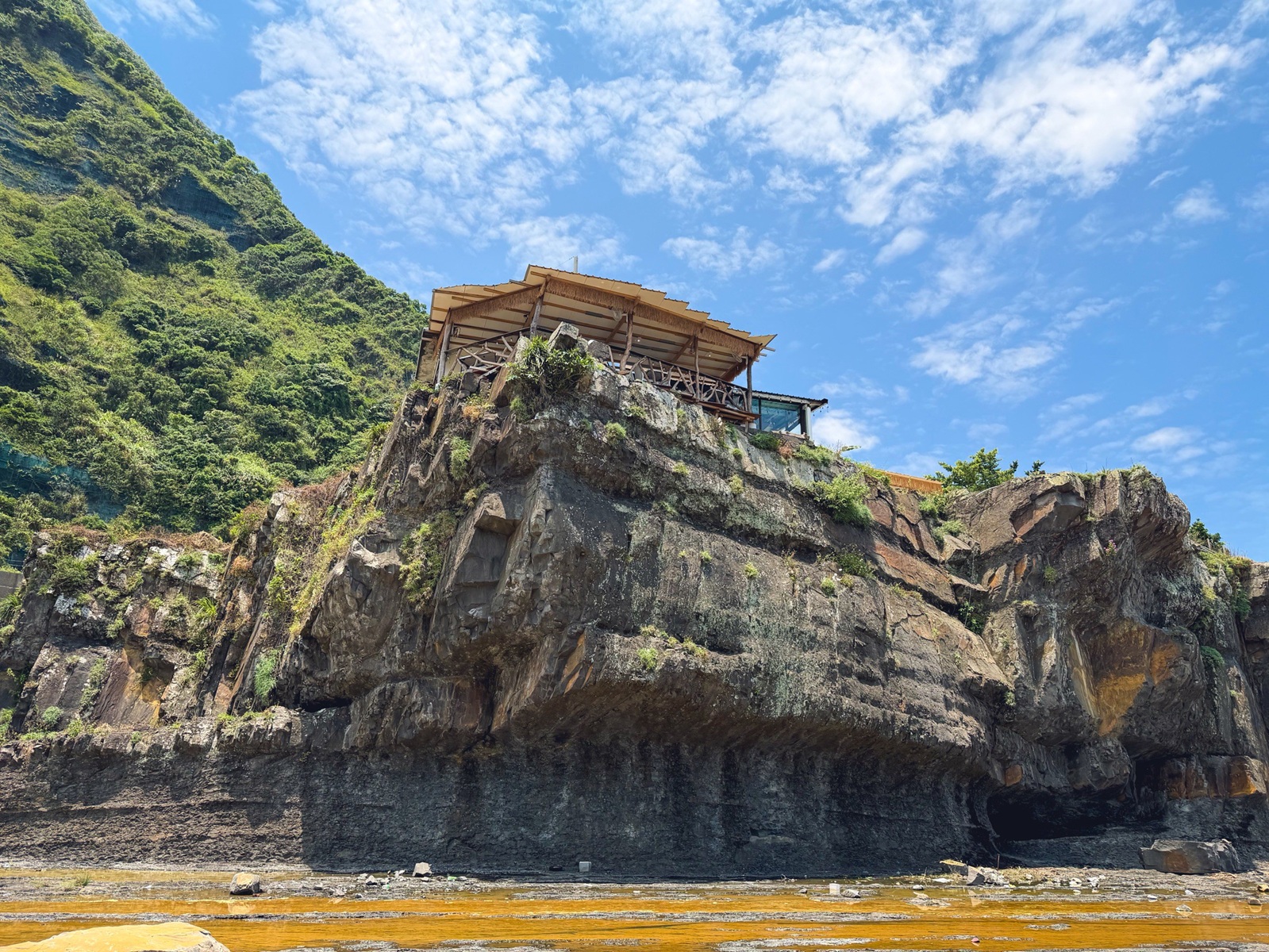 懸崖上的餐廳