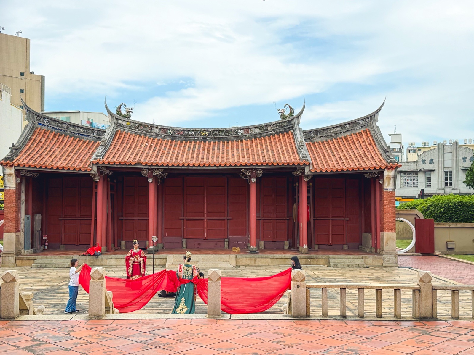 很多人沒來過，是最美古蹟廟宇，廟內寧靜古樸景色優雅，後花園也是秘境
