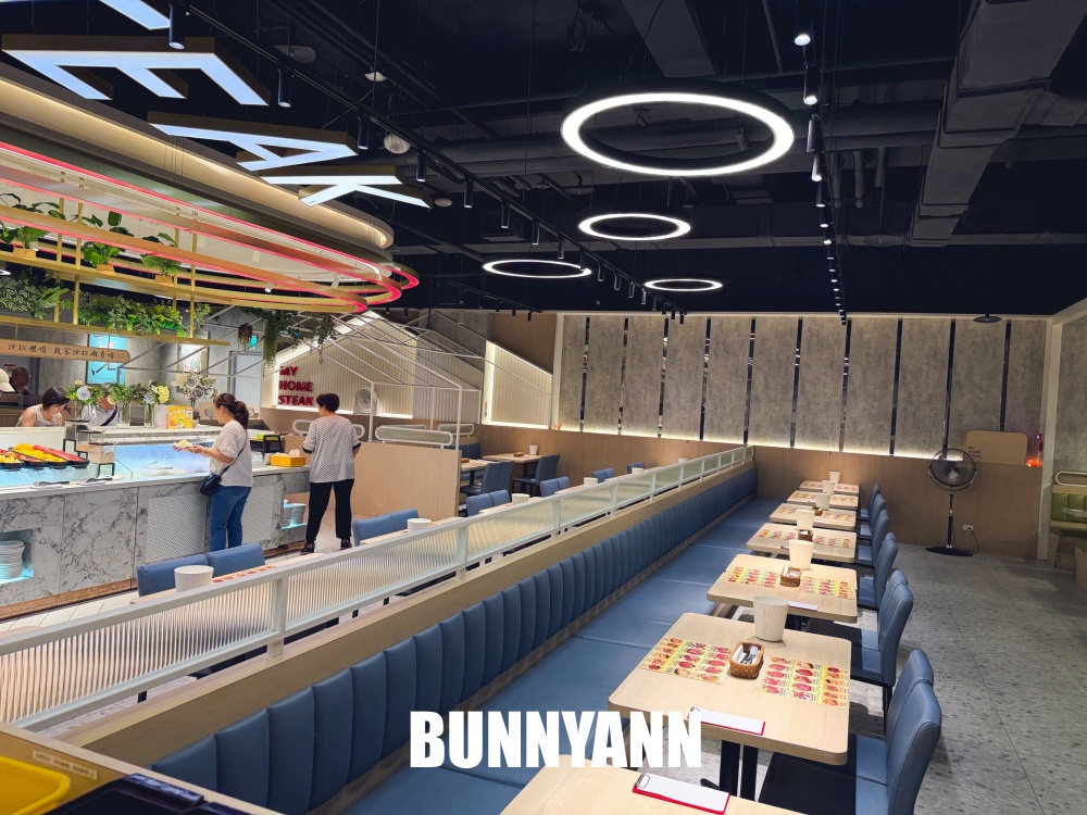 很多人不知道,是牛排自助餐店家,低消390元享吃到飽,多種水果是主打 很多人不知道,是牛排自助餐店家,低消390元享吃到飽,多種水果是主打