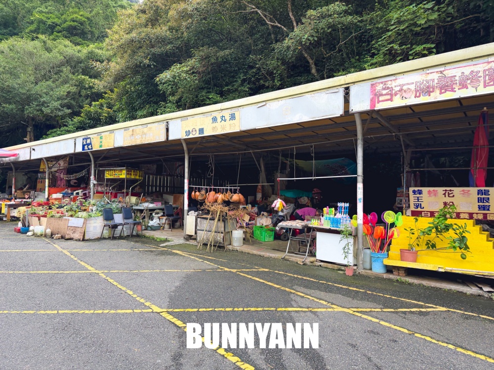 礁溪這瀑布群超低調，三層瀑布步道竟然平坦好走，沿途山景又清幽好拍