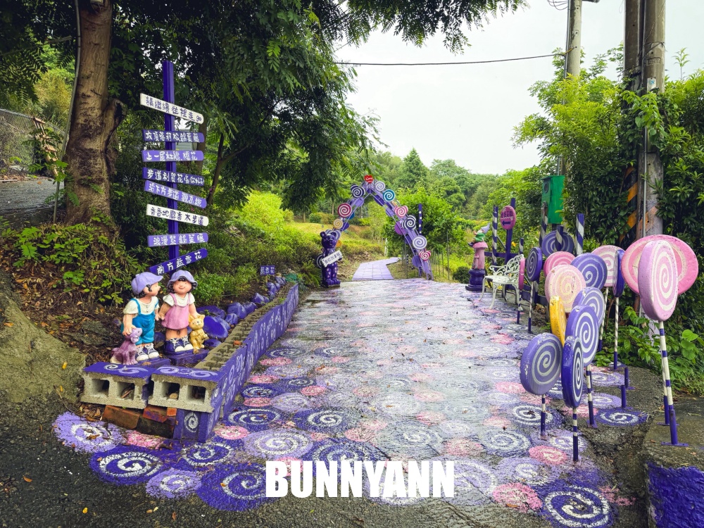 一半的人不知道,是紫色景觀餐廳,低消兩百能待整天,全紫鳥居花房都美麗 一半的人不知道,是紫色景觀餐廳,低消兩百能待整天,全紫鳥居花房都美麗