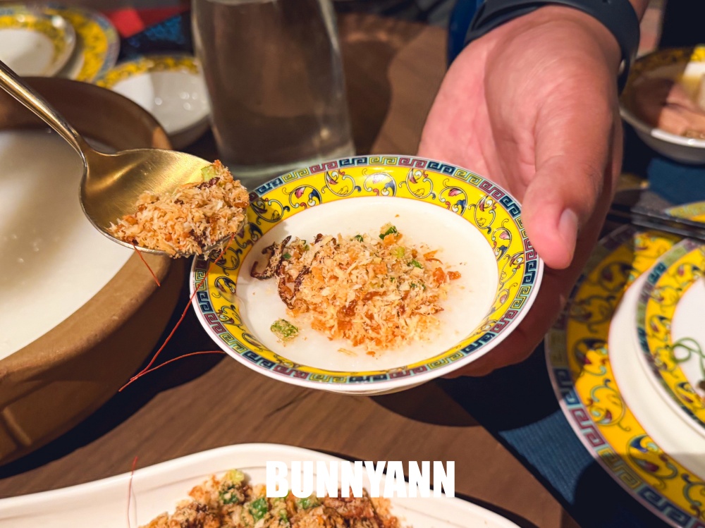 誰說這間店沒人吃，人均1200元卻有夠難訂，雞湯跟鮮魚都是招牌