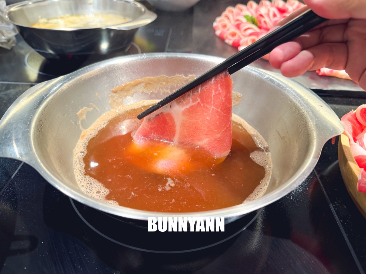 還很多人沒吃過！是鍋物吃到飽店家，最低消費399吃超飽，近百種食材是招牌主打