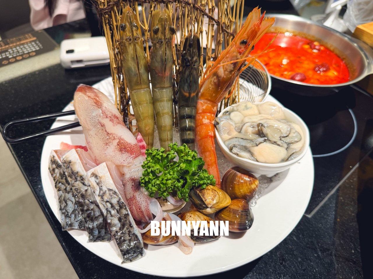 還很多人沒吃過！是鍋物吃到飽店家，最低消費399吃超飽，近百種食材是招牌主打