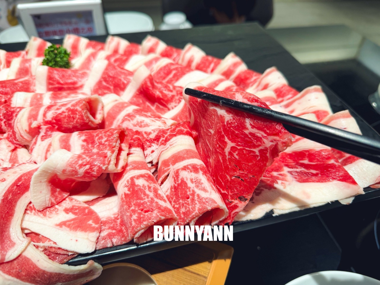還很多人沒吃過！是鍋物吃到飽店家，最低消費399吃超飽，近百種食材是招牌主打