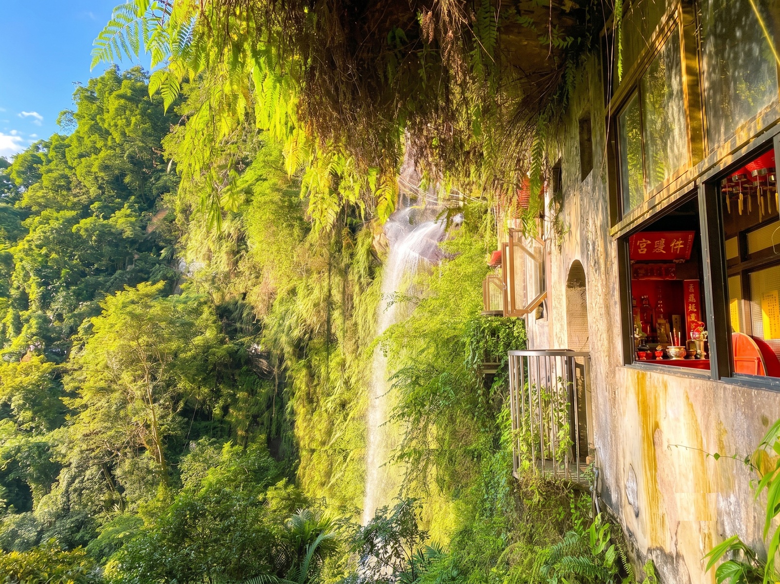 銀河洞越嶺登山步道
