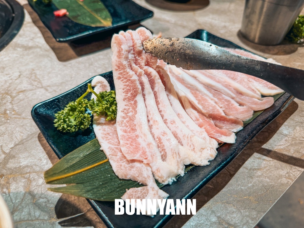桃園最強燒肉吃到飽！三柒燒肉專門店桃園中華店，CP值超高頂級日本和牛、豐富自助吧隨你吃！
