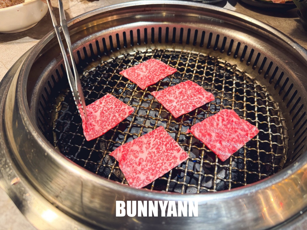 桃園最強燒肉吃到飽！三柒燒肉專門店桃園中華店，CP值超高頂級日本和牛、豐富自助吧隨你吃！