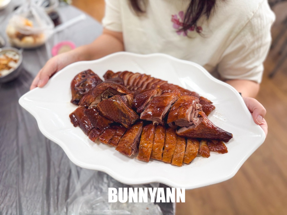 南投竹山必吃美食！以鵝傳鵝竹山總店，最強銷魂燒鵝與超狂海鮮米粉湯，水準超高的聚餐首選