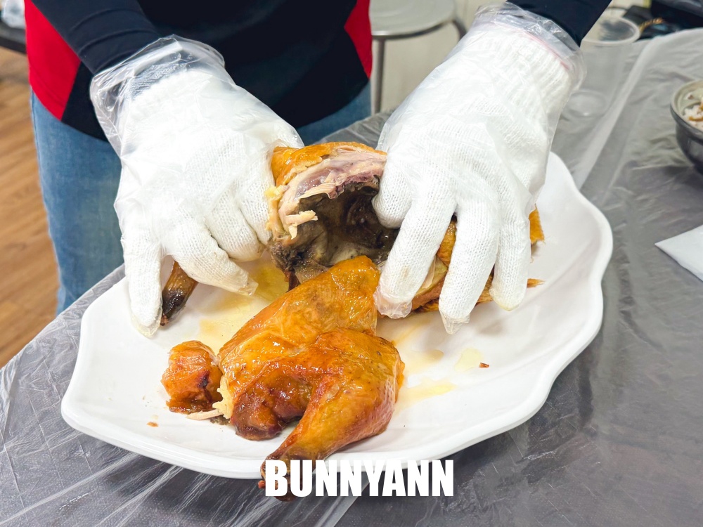 南投竹山必吃美食！以鵝傳鵝竹山總店，最強銷魂燒鵝與超狂海鮮米粉湯，水準超高的聚餐首選