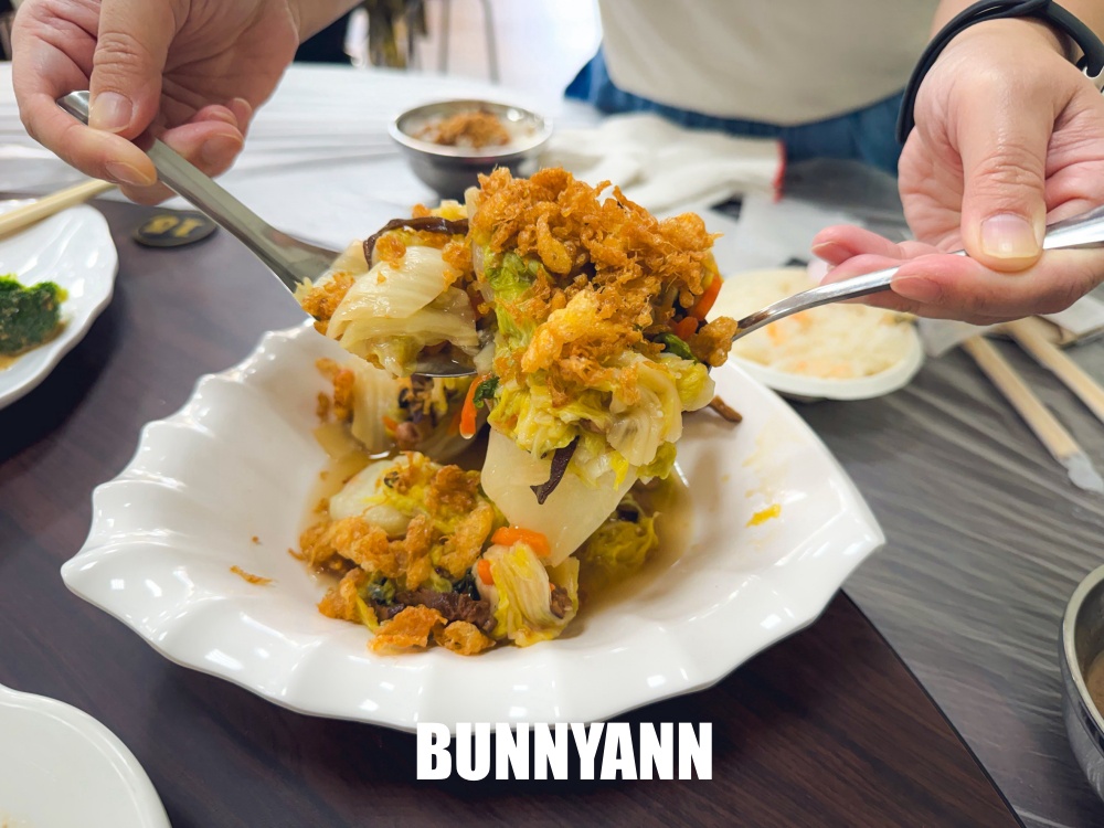 南投竹山必吃美食！以鵝傳鵝竹山總店，最強銷魂燒鵝與超狂海鮮米粉湯，水準超高的聚餐首選