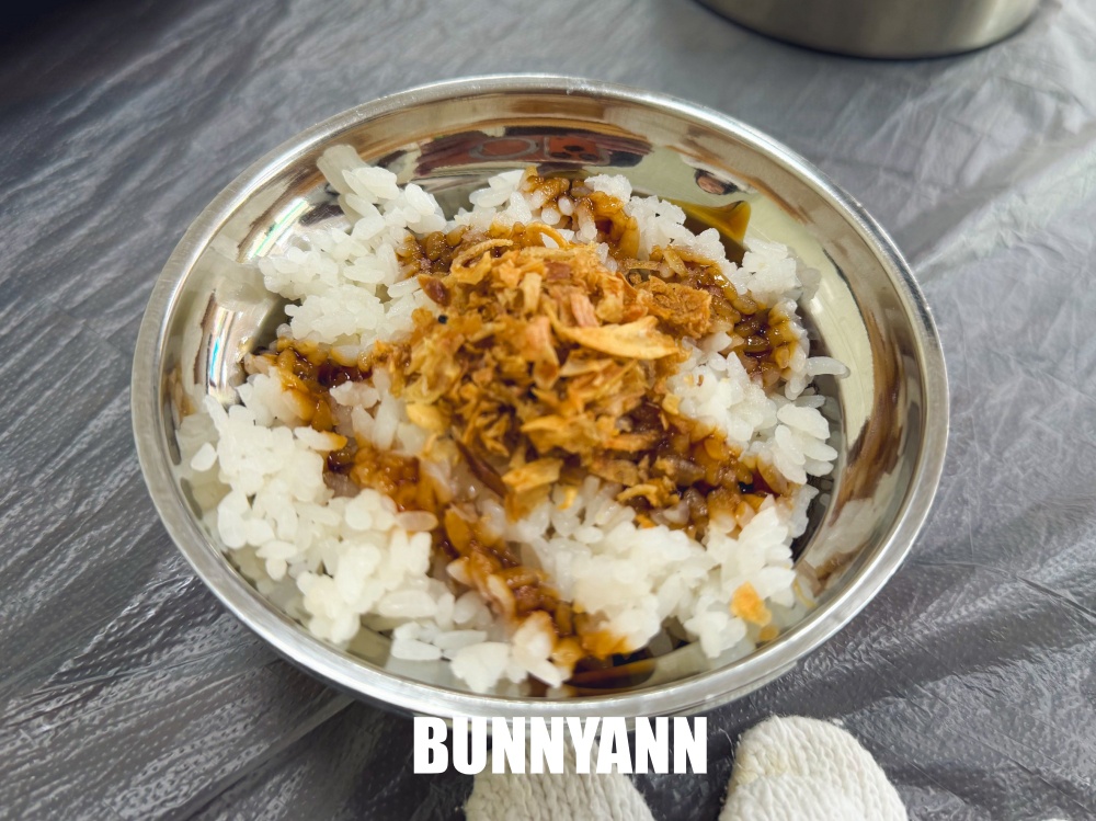南投竹山必吃美食！以鵝傳鵝竹山總店，最強銷魂燒鵝與超狂海鮮米粉湯，水準超高的聚餐首選