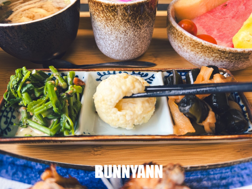 宜蘭礁溪美食【光鮮生活美食館】隱藏版高水準龍蝦定食套餐，停車超方便！