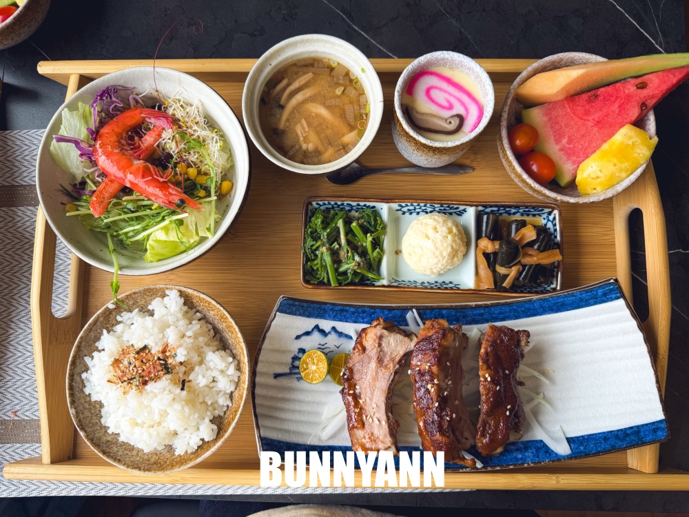 宜蘭礁溪美食【光鮮生活美食館】隱藏版高水準龍蝦定食套餐，停車超方便！