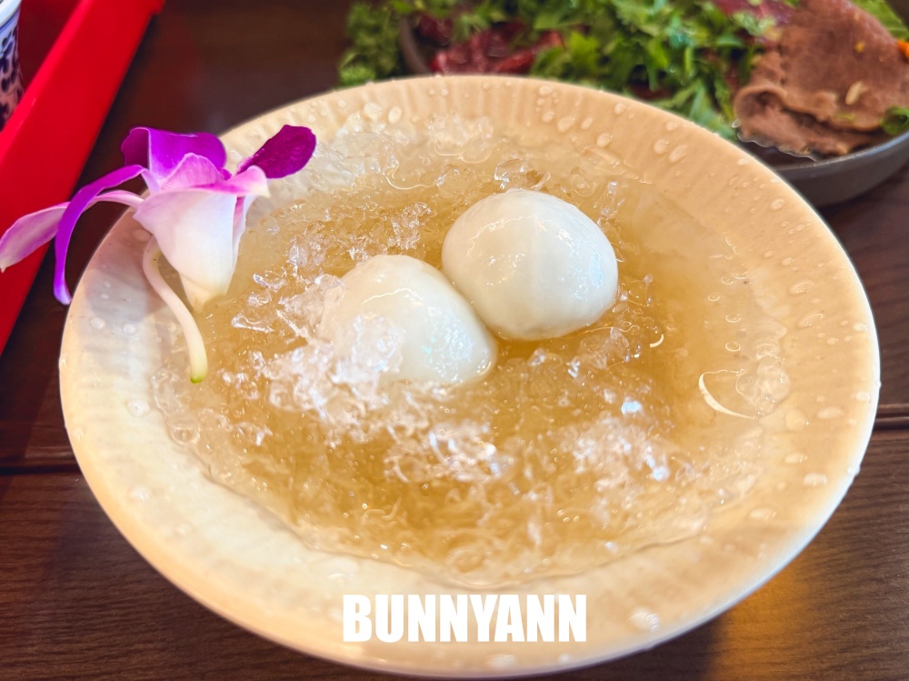 台北中山美食【大隊長老火鍋】最強重慶火鍋，神級九宮格戰盤必吃！