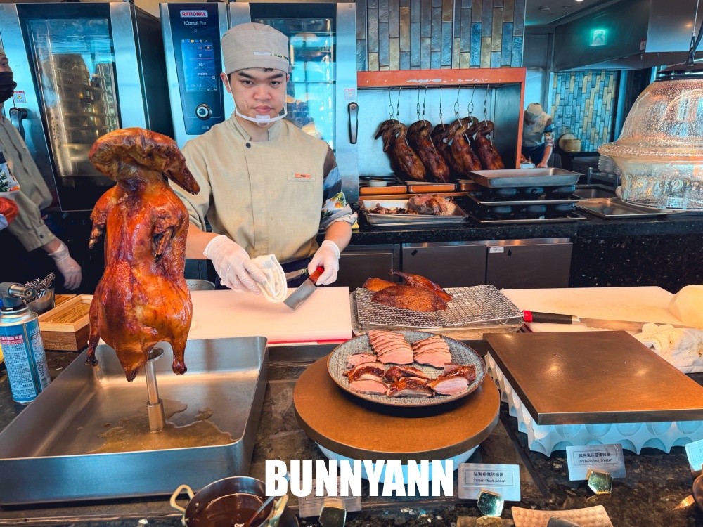 半數人沒吃過，是海產吃到飽店，最高3880就很過癮，高空86樓吃飯是主打