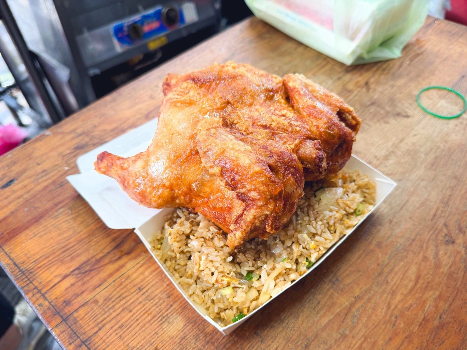 亭仔腳炒飯炒麵