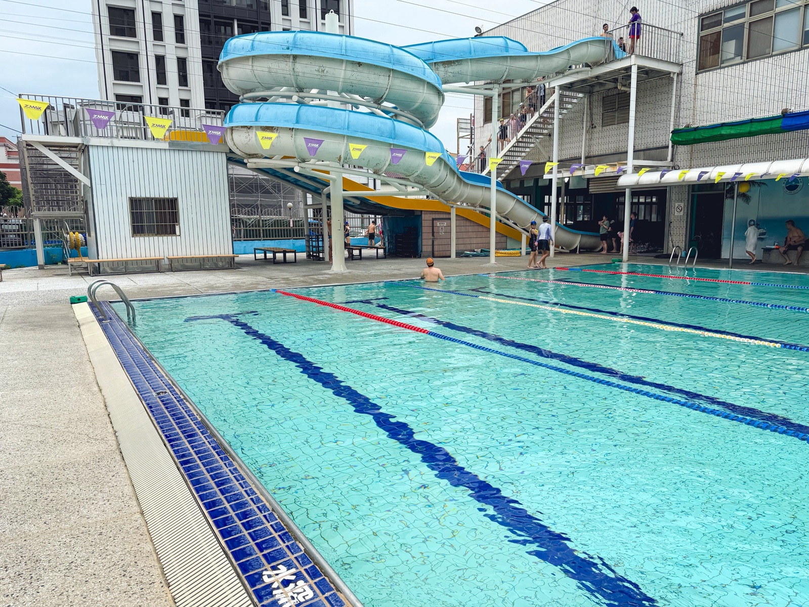 寶闊健康活水休閒館