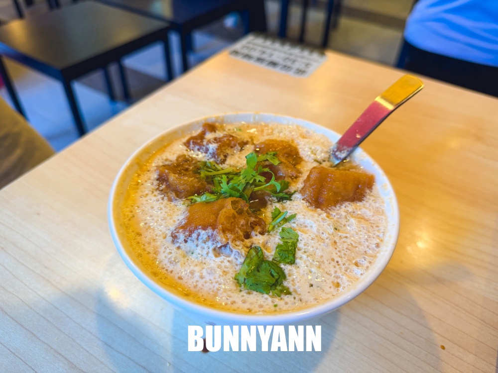 誰說這家不好,是中式早餐店家,位在二樓人多到滿出來,燒餅鹹豆漿是招牌 誰說這家不好,是中式早餐店家,位在二樓人多到滿出來,燒餅鹹豆漿是招牌