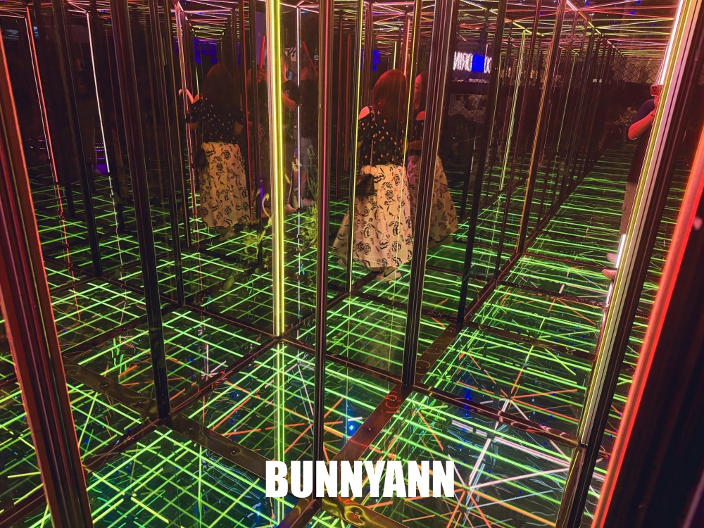 全家放電首選!空氣島光境館室內樂園,必玩發光跳動格子,大人小孩都愛玩 全家放電首選!空氣島光境館室內樂園,必玩發光跳動格子,大人小孩都愛玩