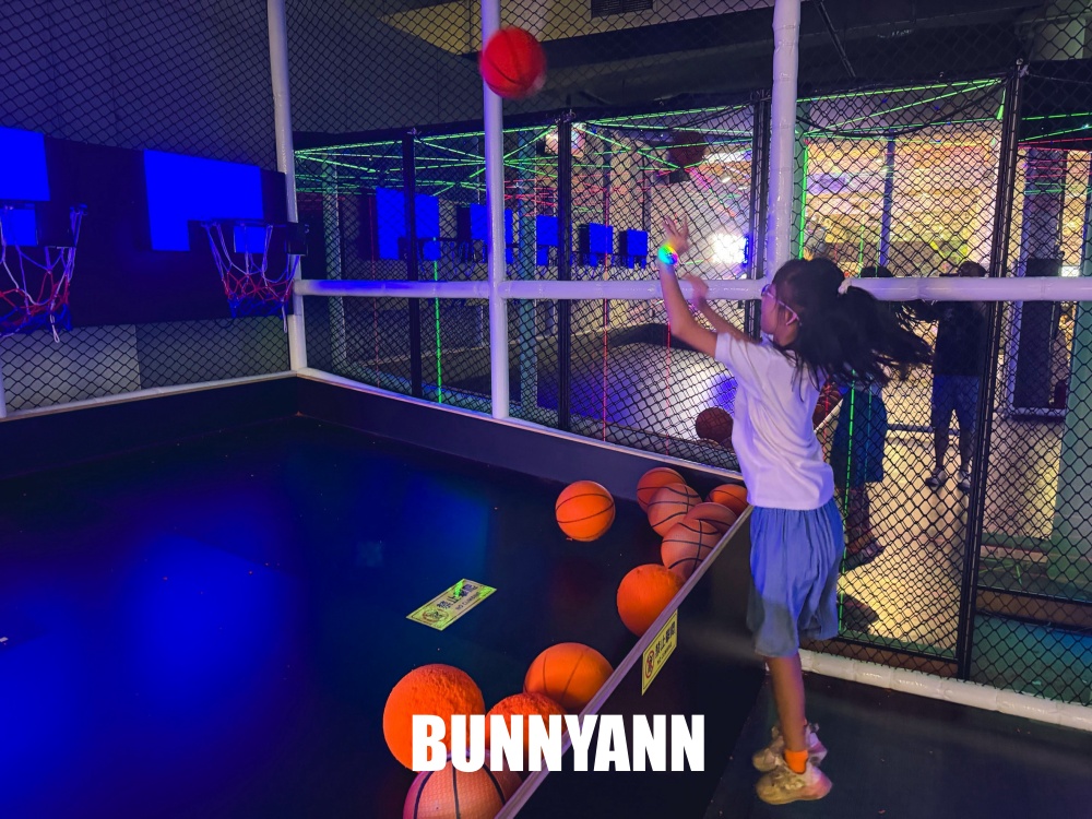 全家放電首選!空氣島光境館室內樂園,必玩發光跳動格子,大人小孩都愛玩 全家放電首選!空氣島光境館室內樂園,必玩發光跳動格子,大人小孩都愛玩
