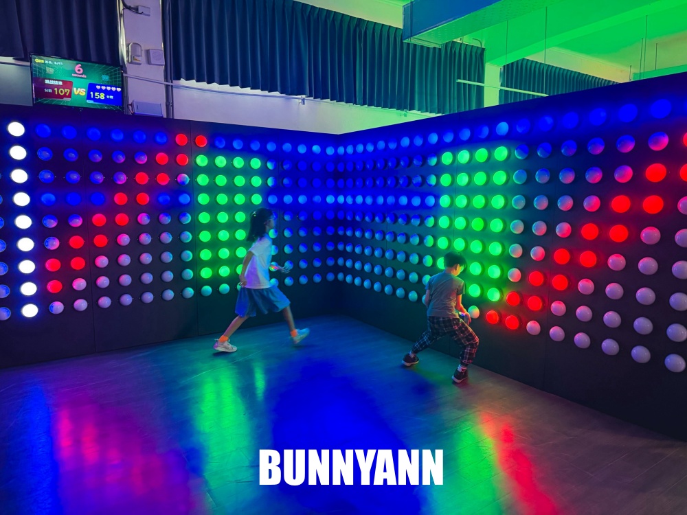 全家放電首選！空氣島光境館室內樂園，必玩發光跳動格子，大人小孩都愛玩