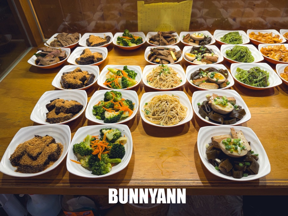 吃麵送豆花免費吃到飽！老皮牛肉麵肉多麵Ｑ，在地超高CP值必吃推薦