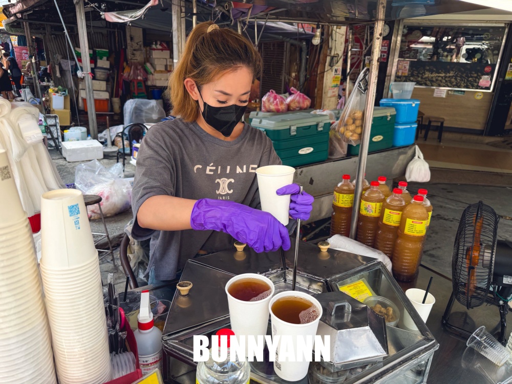 一生專賣這一味!七十年老店五味菊花茶,在地人私房推薦,生意超好必喝 一生專賣這一味!七十年老店五味菊花茶,在地人私房推薦,生意超好必喝