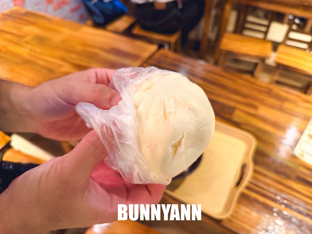 這家魚丸湯店家重新營業，很多人還沒來吃，包子跟阿給都是必吃