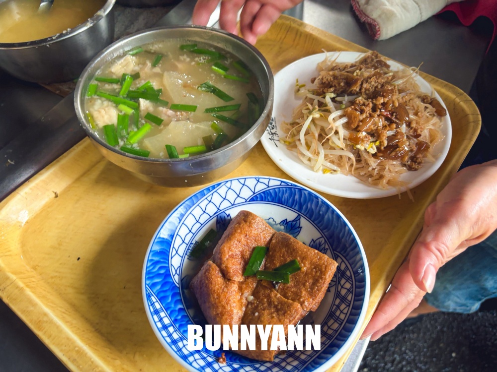 附近鄰居才知道阿蘭古早味，傳承三代的66年老店，綜合豬雜湯超澎湃