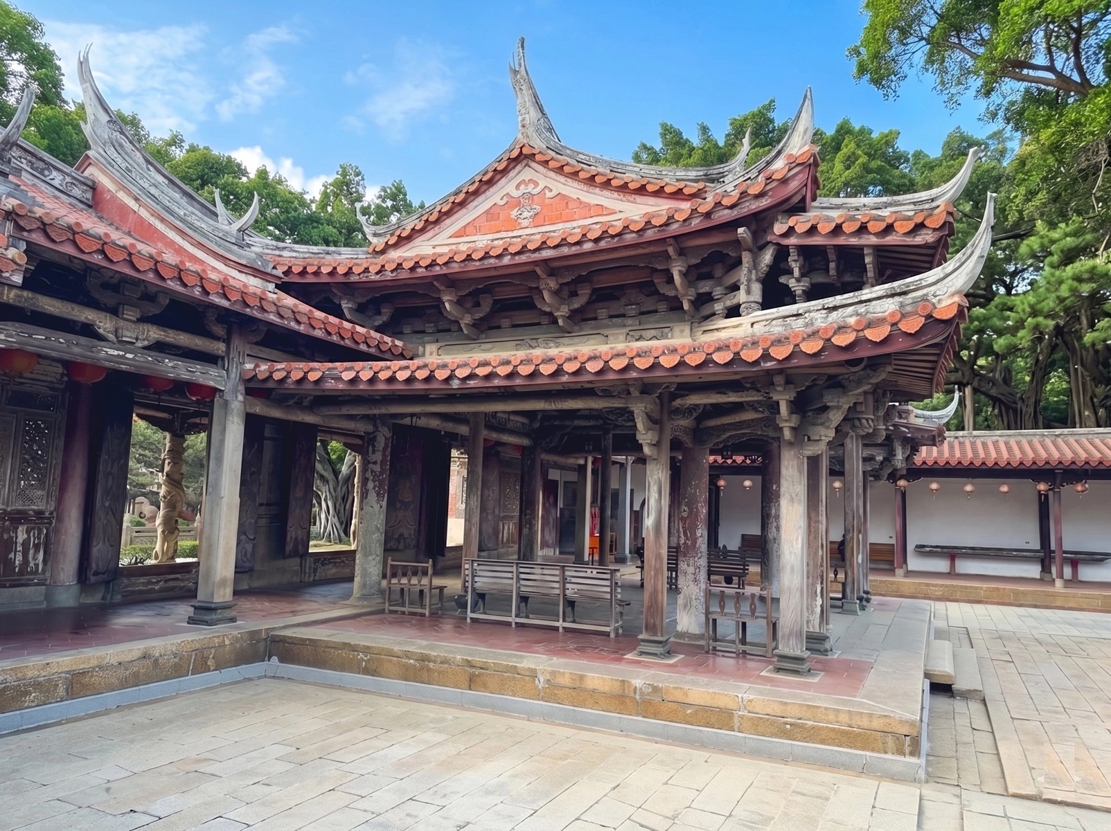 鹿港龍山寺