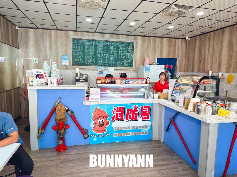 很多人不知道,是大碗公冰店家,150元大臉盆裝冰,可選十六種料更是主打 很多人不知道,是大碗公冰店家,150元大臉盆裝冰,可選十六種料更是主打
