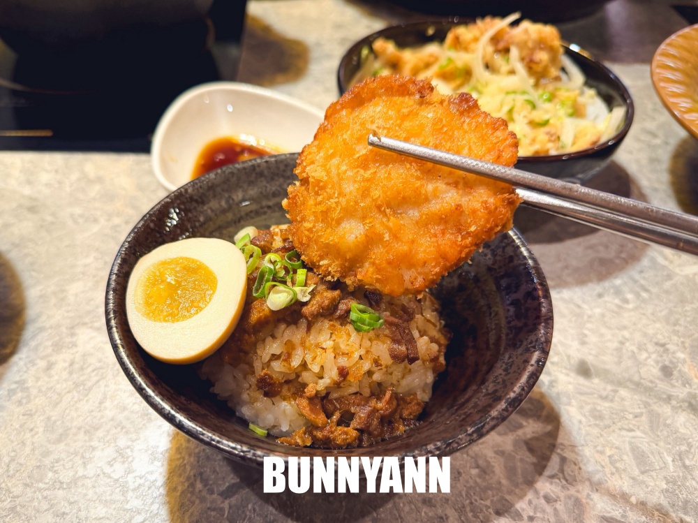 原本只是來吃火鍋，走進去才發現根本像小型澎湖美食超市，海鮮壽司通通有！