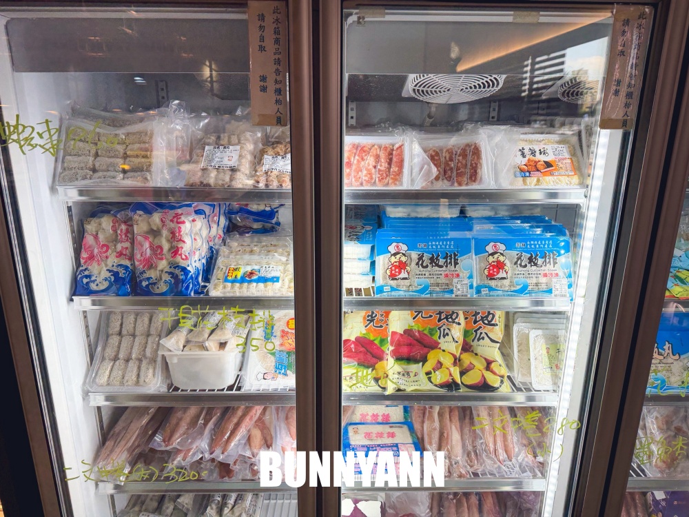 原本只是來吃火鍋，走進去才發現根本像小型澎湖美食超市，海鮮壽司通通有！