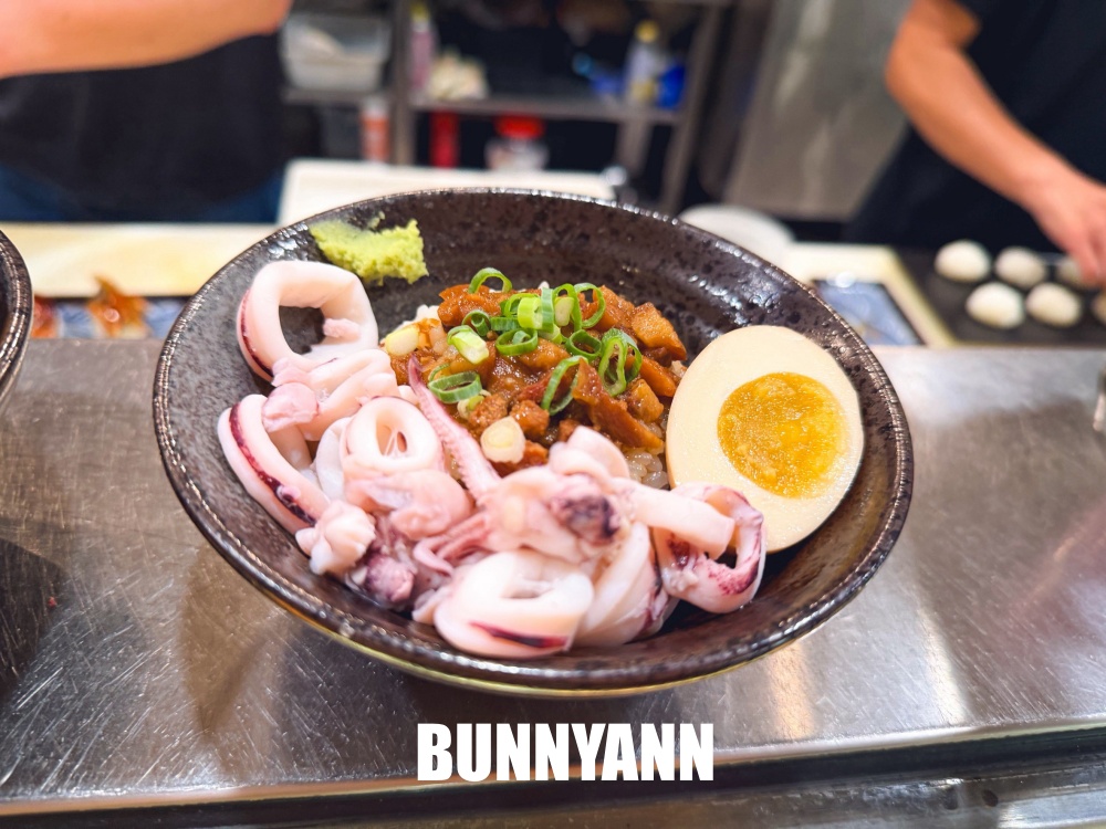 原本只是來吃火鍋，走進去才發現根本像小型澎湖美食超市，海鮮壽司通通有！