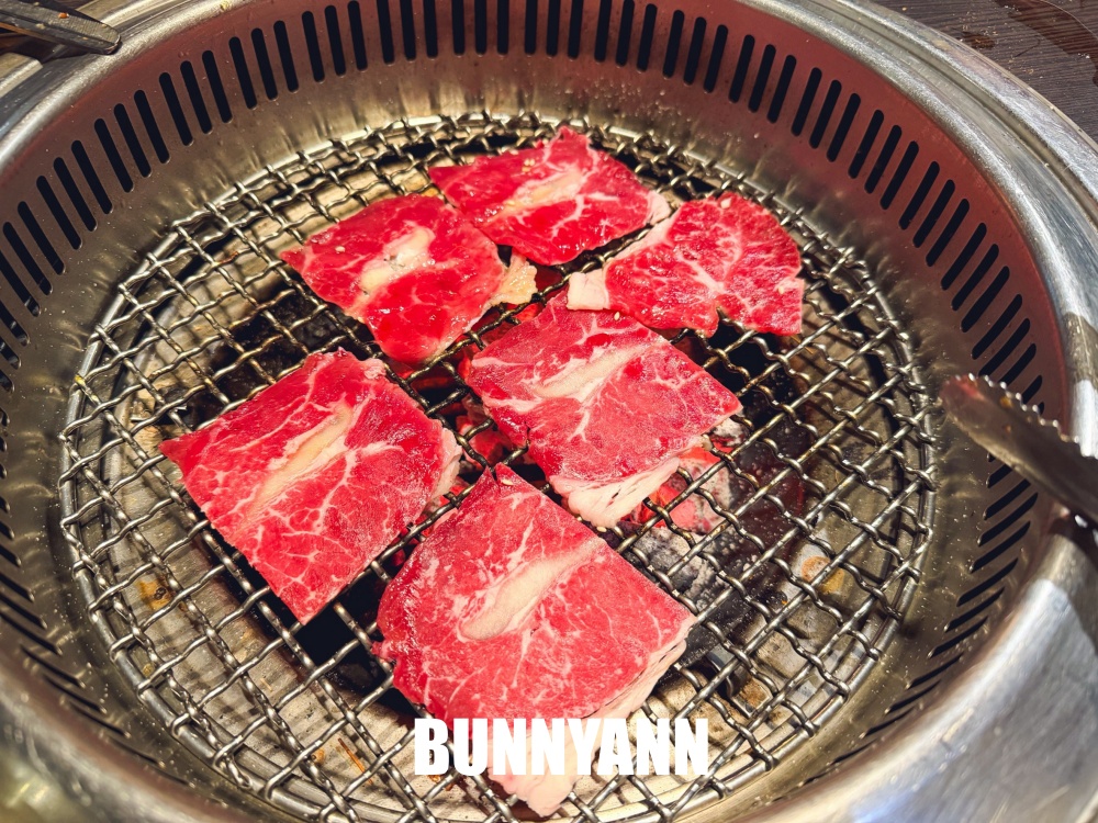 本來只想來吃燒肉,結果799元起一路吃到撐,活蝦現撈連A5和牛都有 本來只想來吃燒肉,結果799元起一路吃到撐,活蝦現撈連A5和牛都有