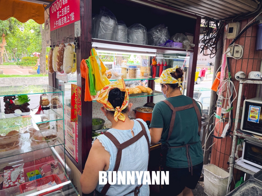 朋友都不吃街口了，越南大姐的法國麵包只賣25元，實在有夠好吃