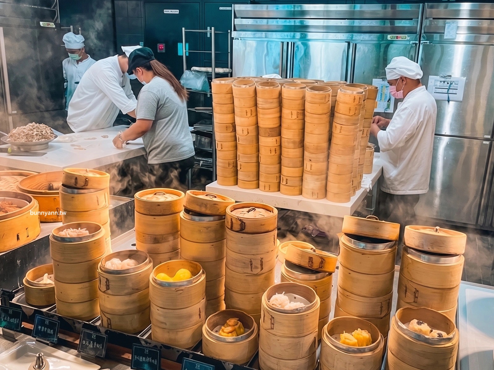 村民食堂廚窗港點士林官邸店