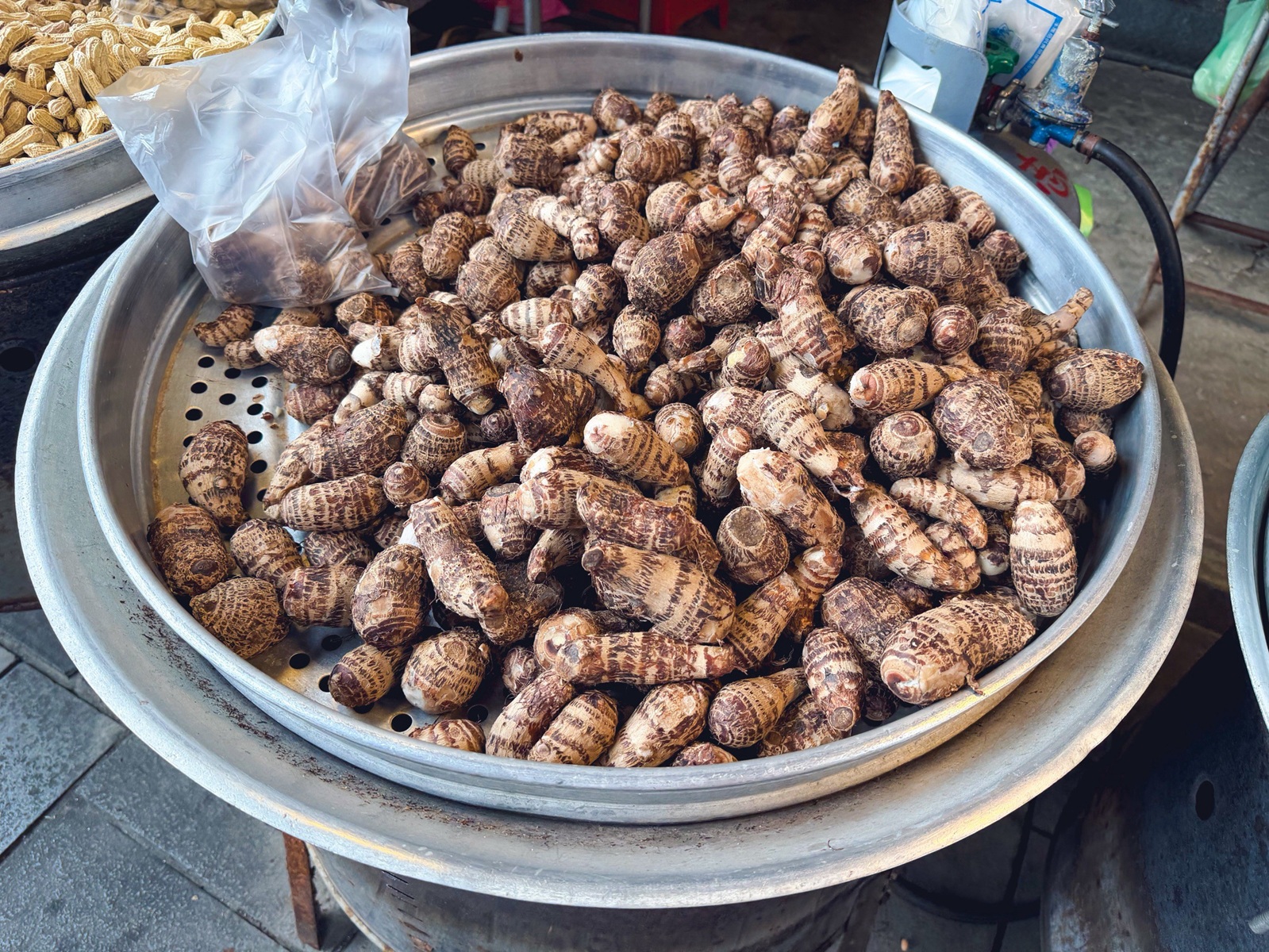顏記古早味美食坊 
