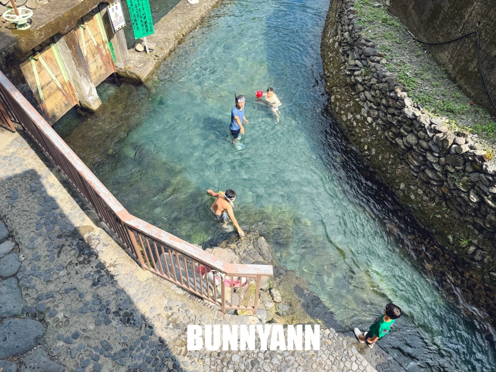 屏東這部落超隱密，沁涼二峰圳竟然好多小魚，圳水又乾淨透徹好美麗