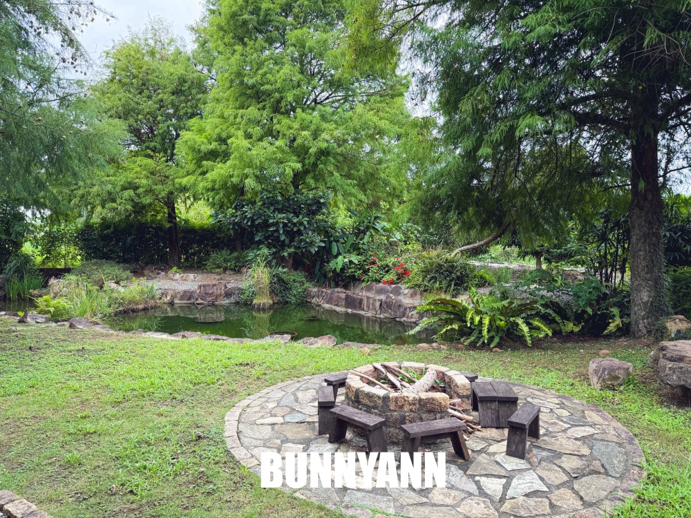 宜蘭這莊園超夢幻，水上咖啡白色建築美到像國外，落羽松庭園真的浪漫好拍