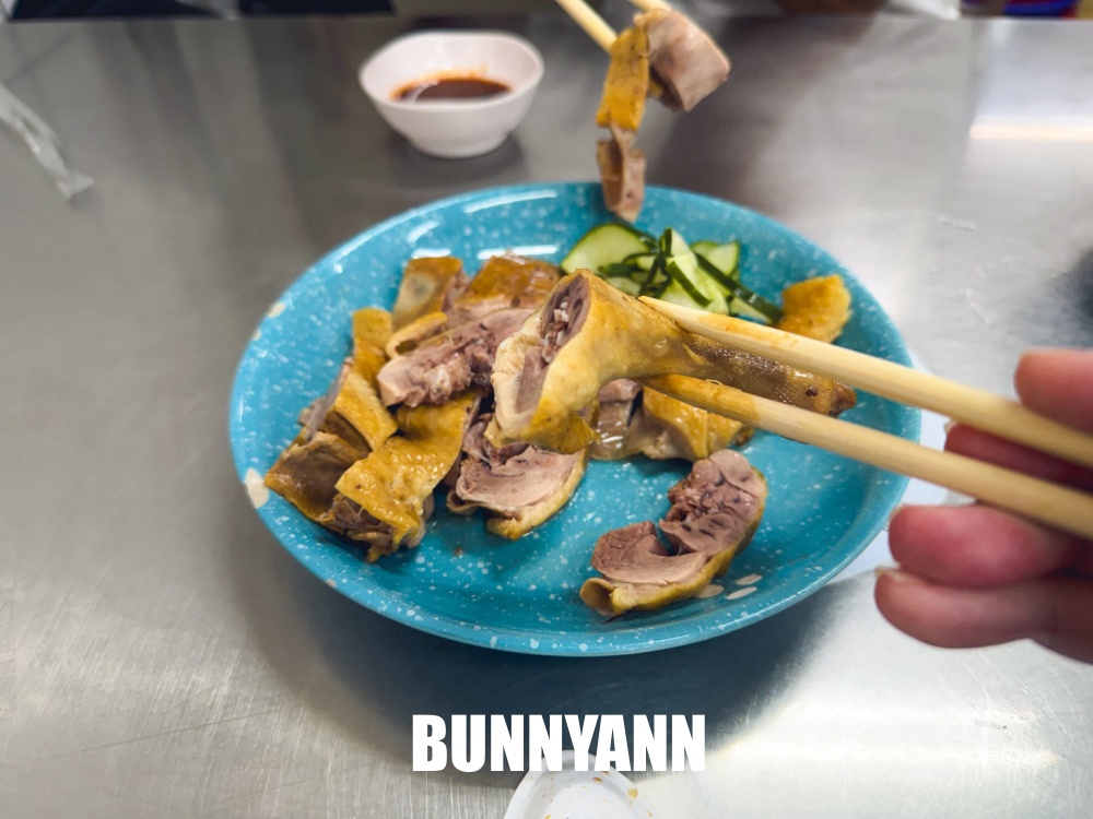 本來只是路過看看，想不到鴨肉便宜又好吃，四分之一隻鴨肉220元！