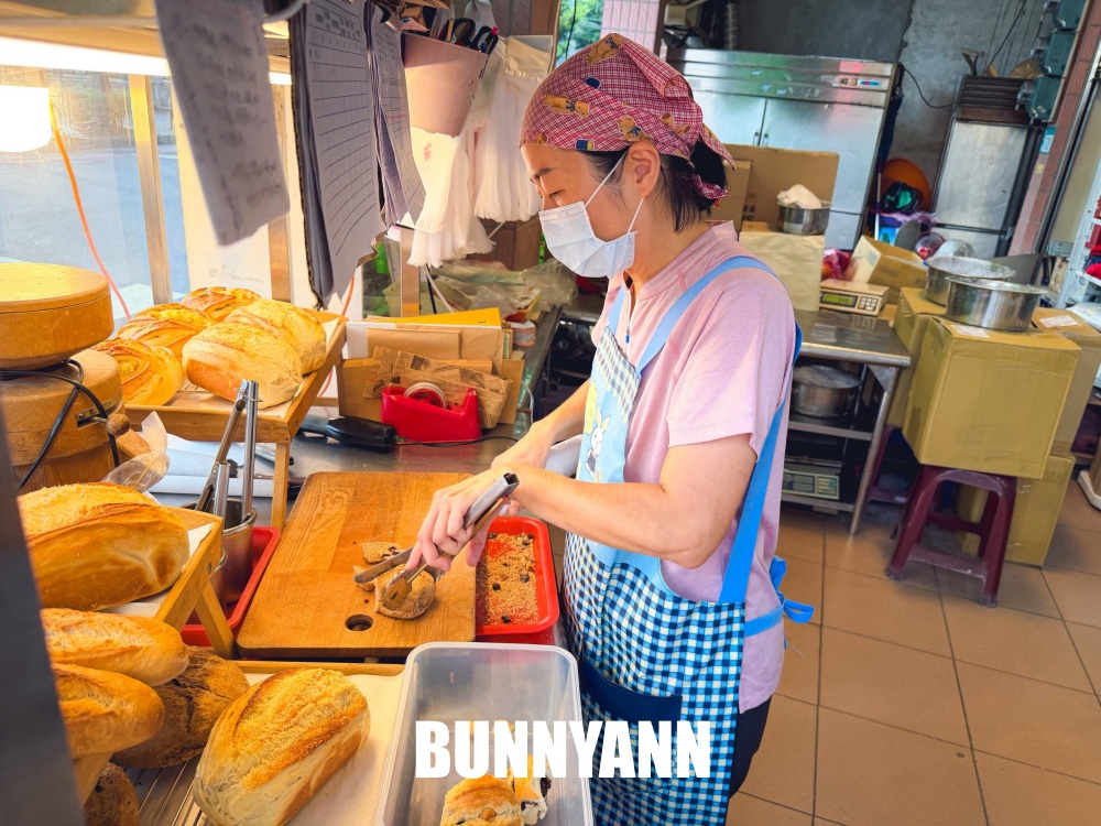 金山隱藏版街角麵包攤,無油無糖低負擔,水準超高排隊秒殺必買! 金山隱藏版街角麵包攤,無油無糖低負擔,水準超高排隊秒殺必買!