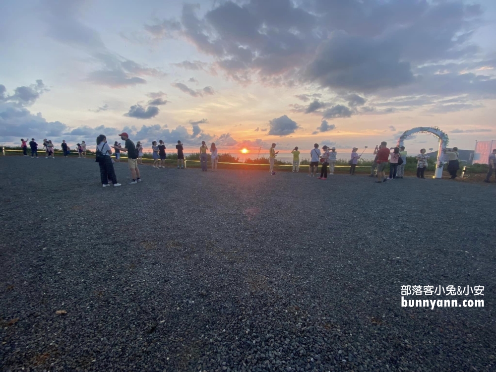 海崖灣｜屏東關山賞夕陽與夜景咖啡店(2023暫時歇業中)